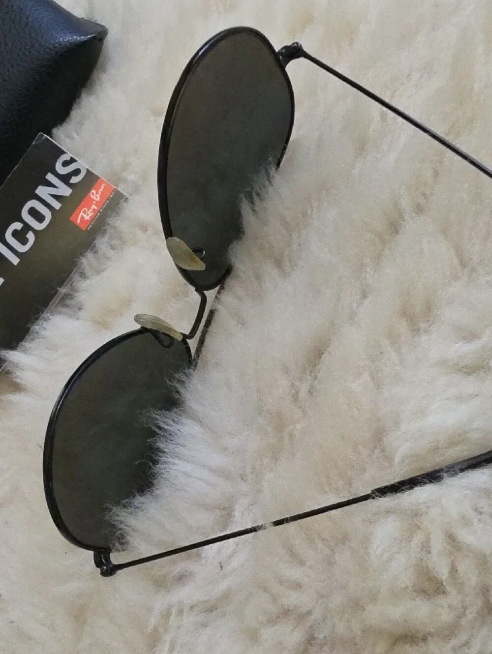 Ray-Ban Aviator Sunglasses in Black with Green Lenses